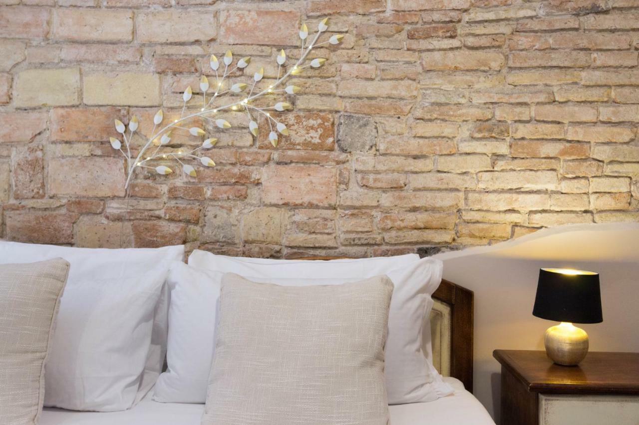 Arcobaleno Rooms Cagliari Luaran gambar